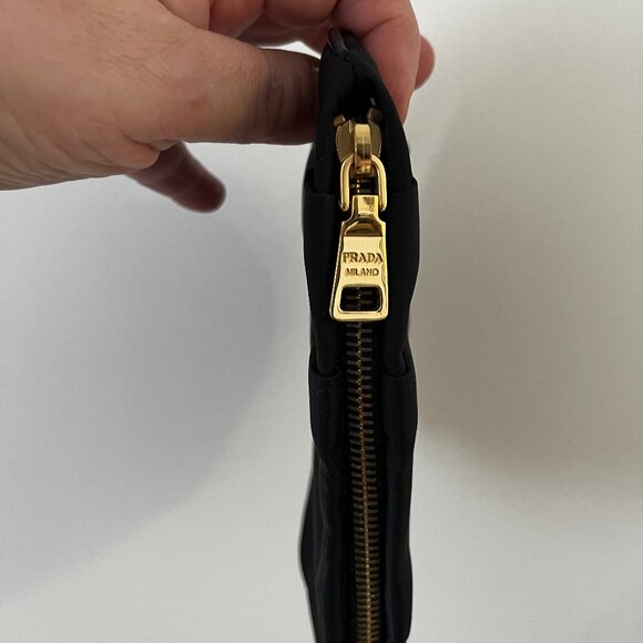 Vintage Prada Tessuto Nylon Wristlet - Picture 4 of 8